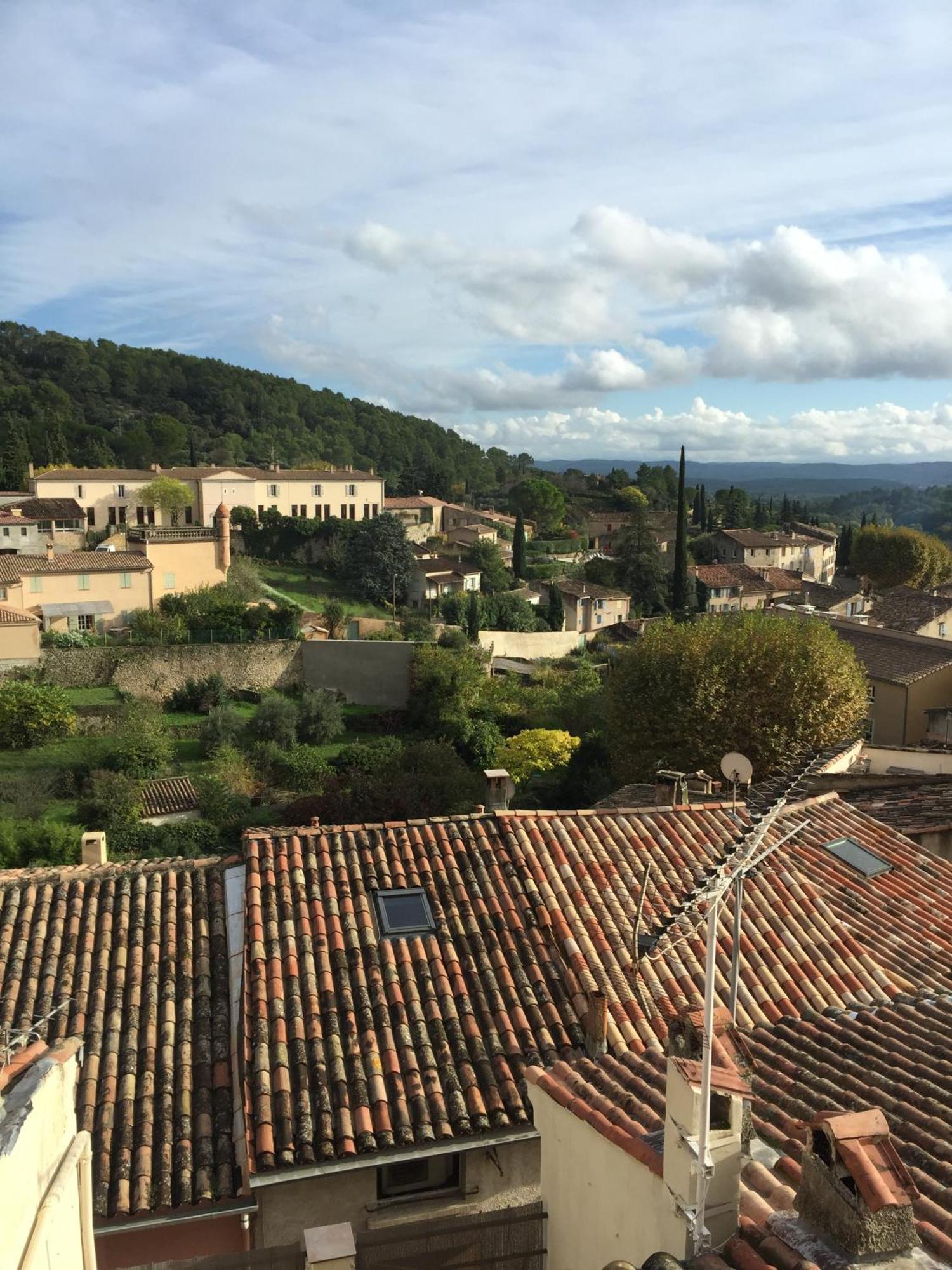 Charmant Duplex Au Coeur Du Village Cotignac Esterno foto